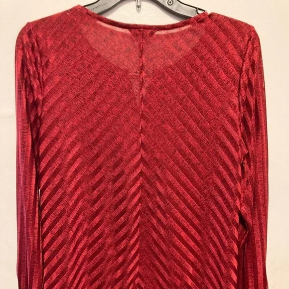 Apt. 9 red long sleeved women’s tunic blouse size medium - Picture 6 of 9